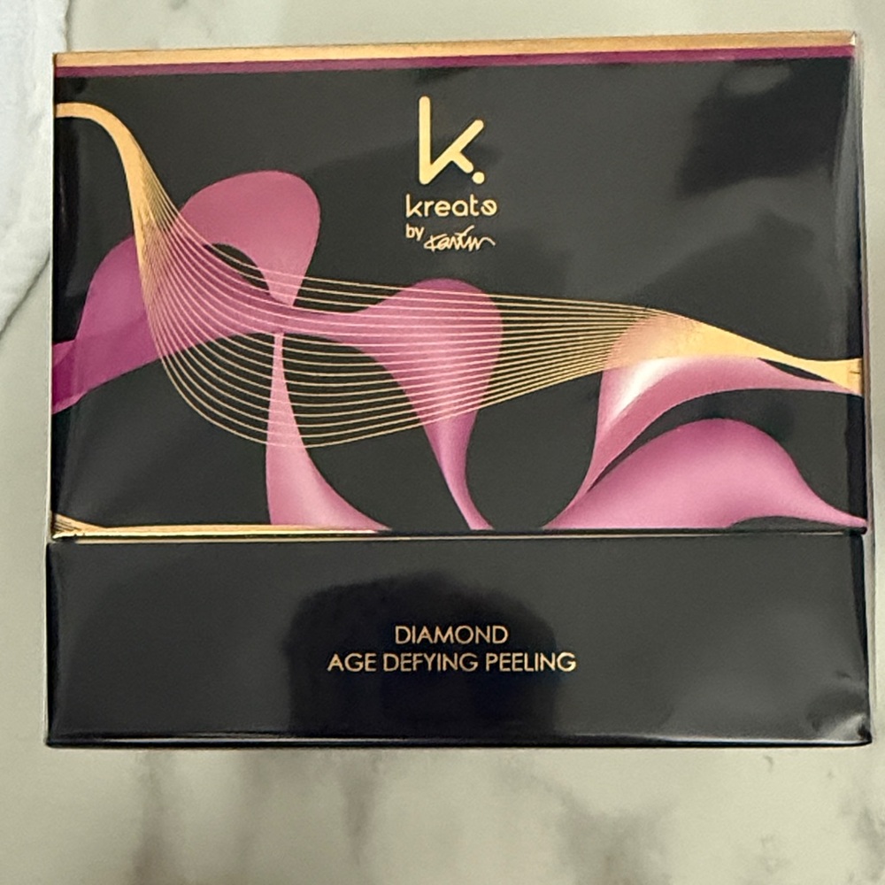 Diamond Age Defying Peel and Detox